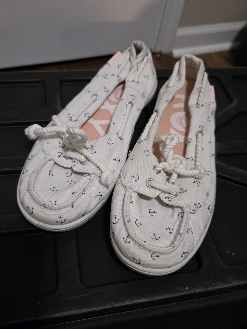 Roxy White Anchor-Print Boat Shoes